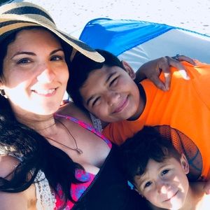 Meet your Posher, Monica